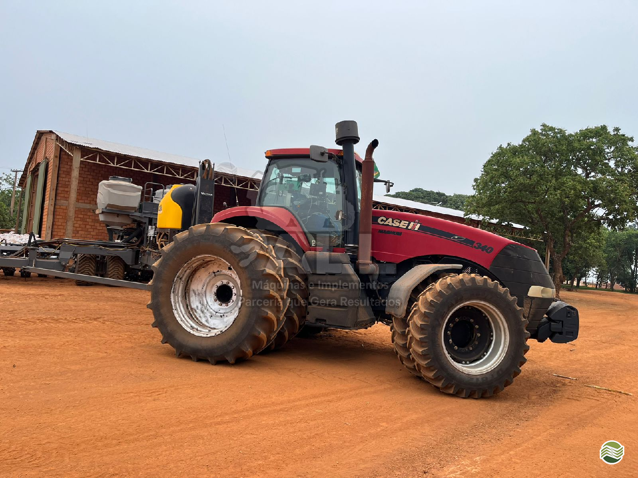 TRATOR CASE MAGNUM 340 Tração 4x4 ALL Máquinas e Implementos RONDONOPOLIS MATO GROSSO MT